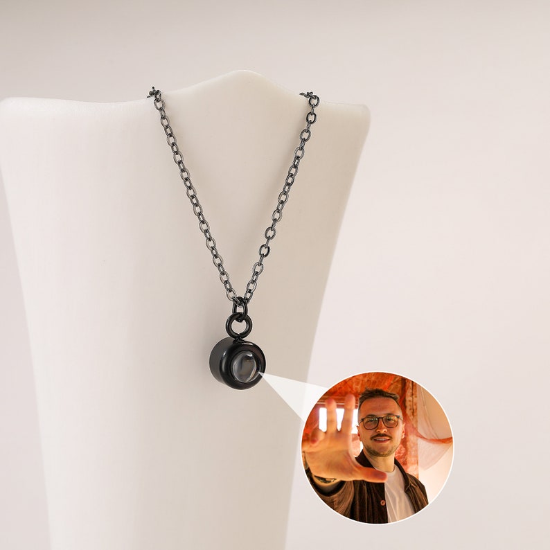 Personalized Photo Projection Necklace Custom Bubble Projection Photo Necklace Picture