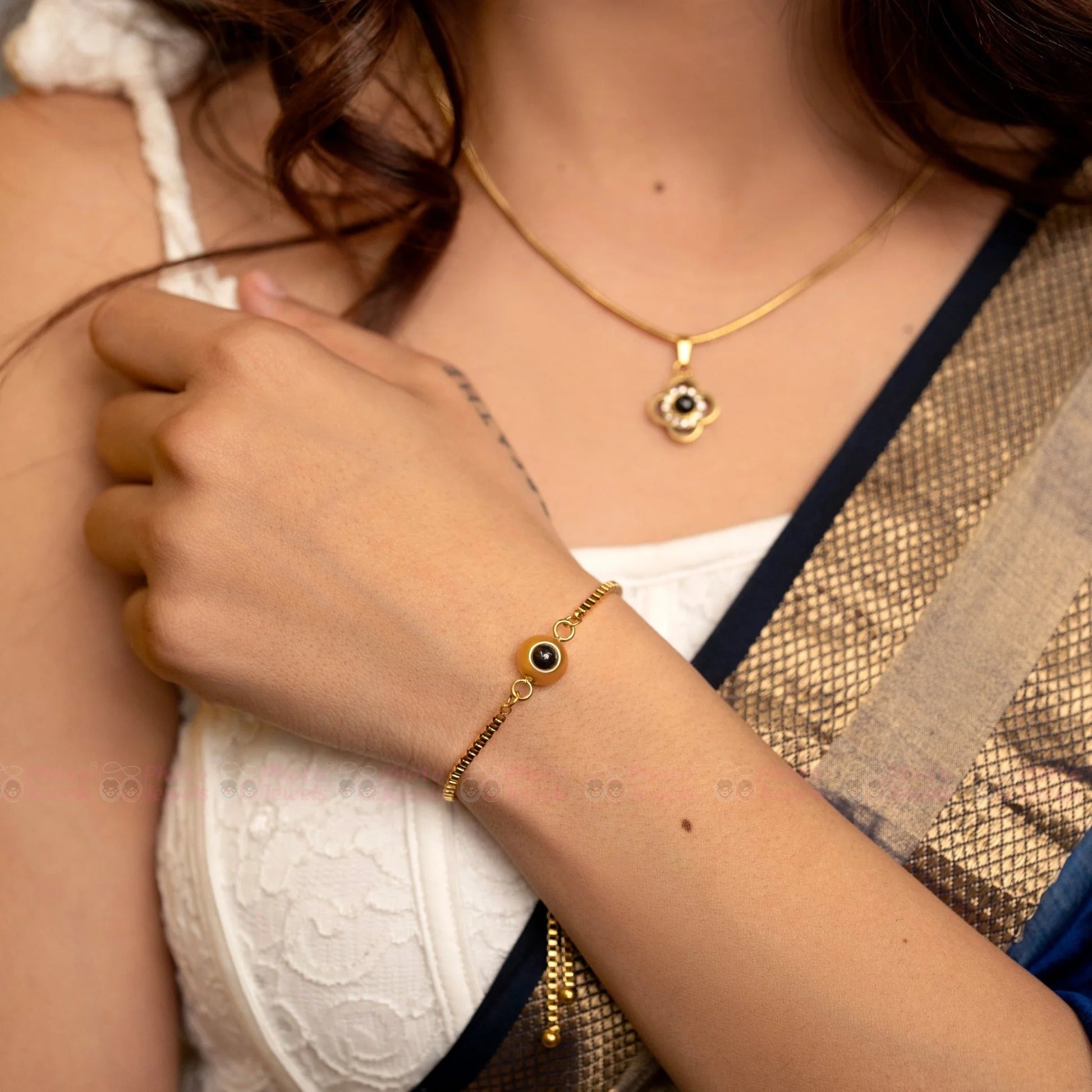 ✨ Minimal Chain Photo Projection Bracelet ✨