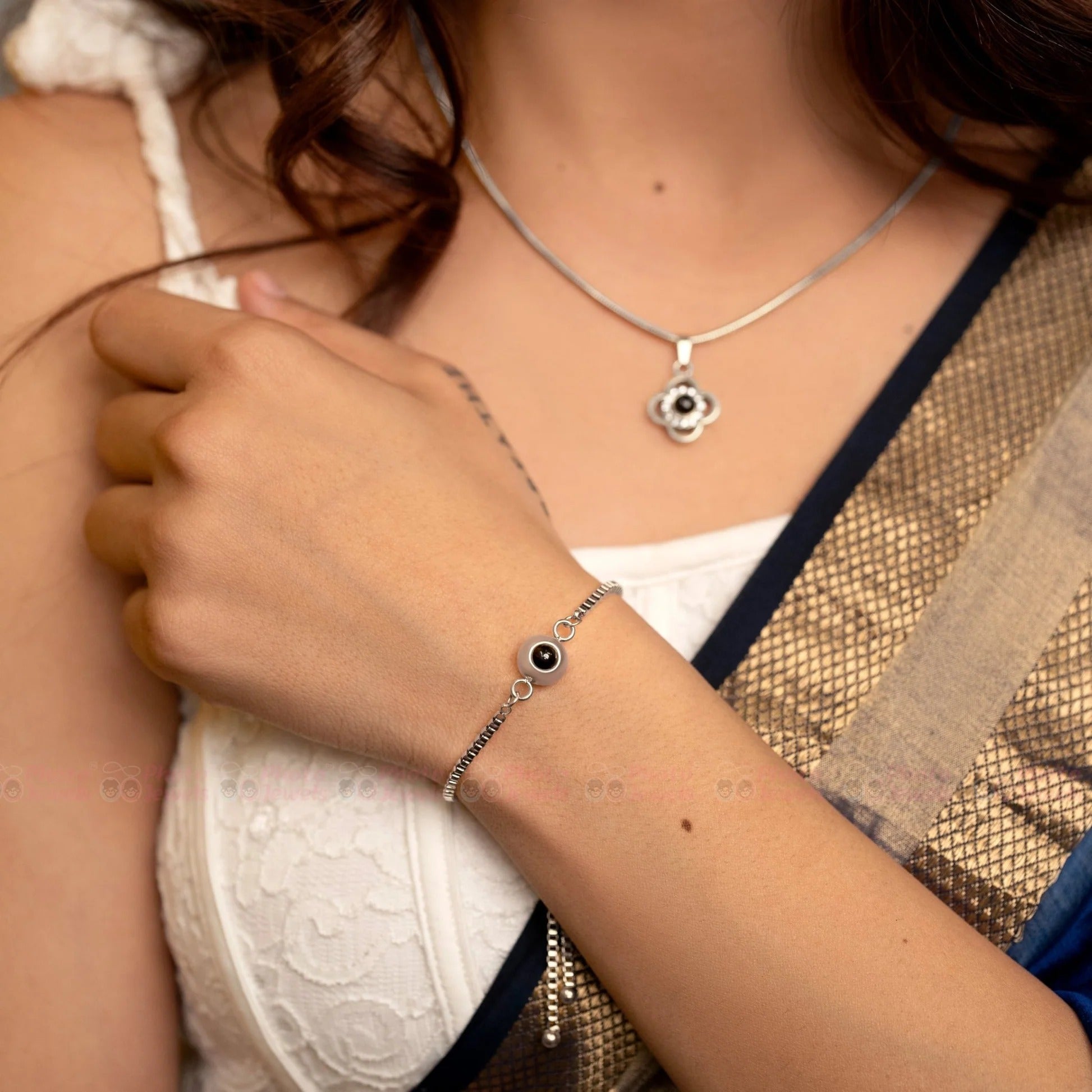 ✨ Minimal Chain Photo Projection Bracelet ✨