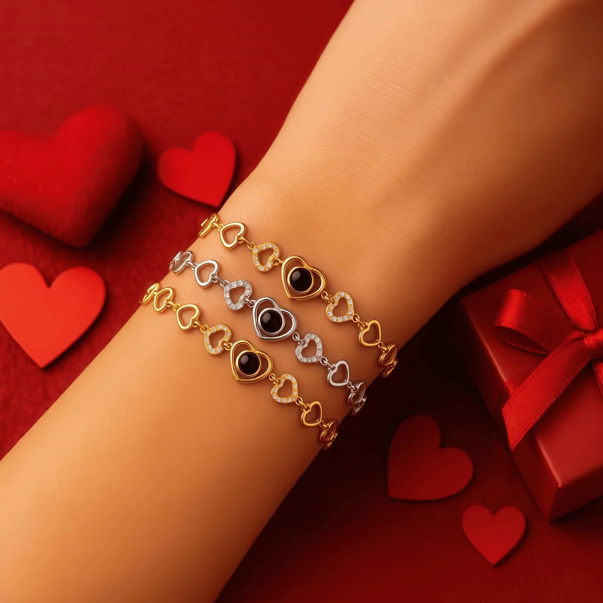 💖 Chain of Hearts Photo Projection Bracelet 💖