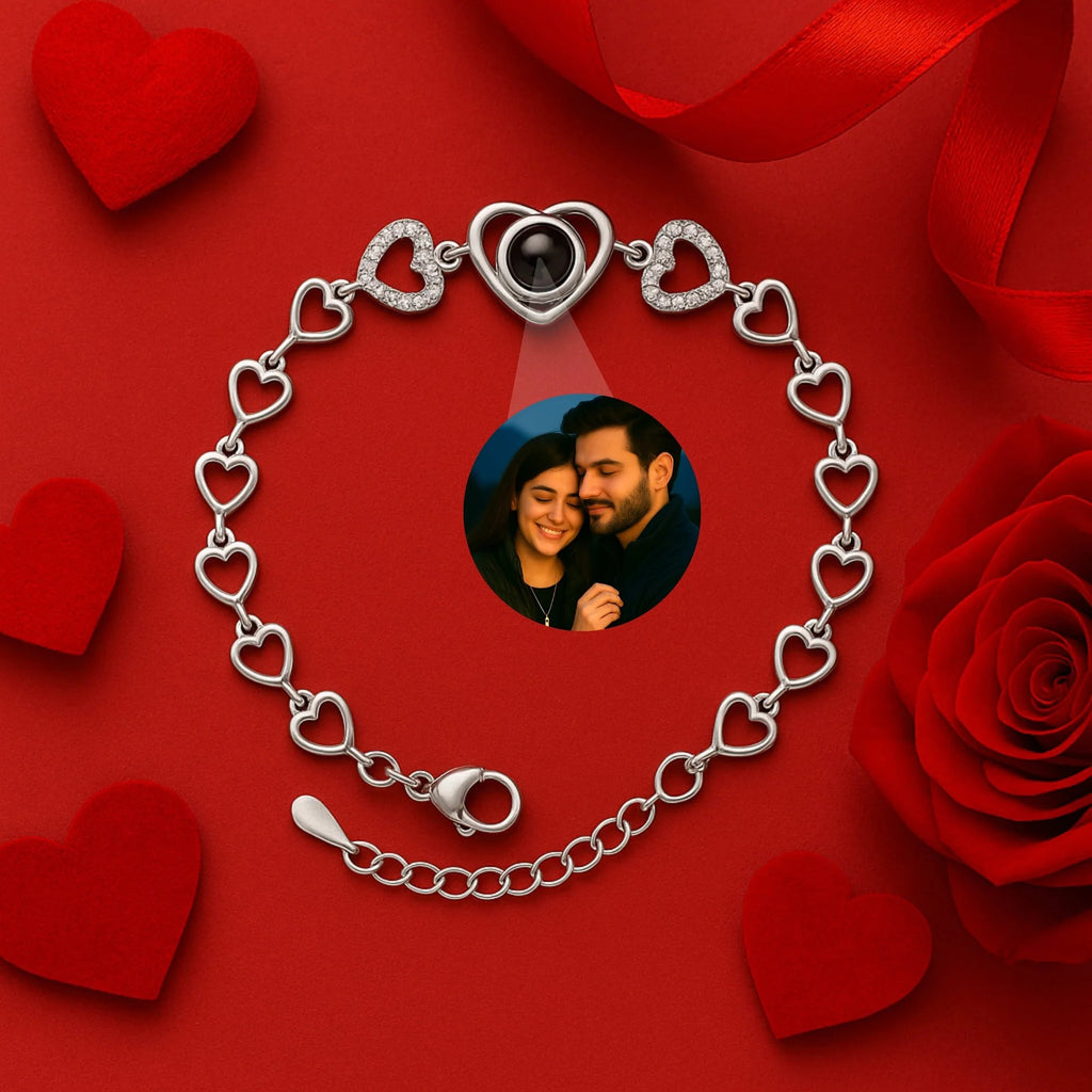 💖 Chain of Hearts Photo Projection Bracelet 💖